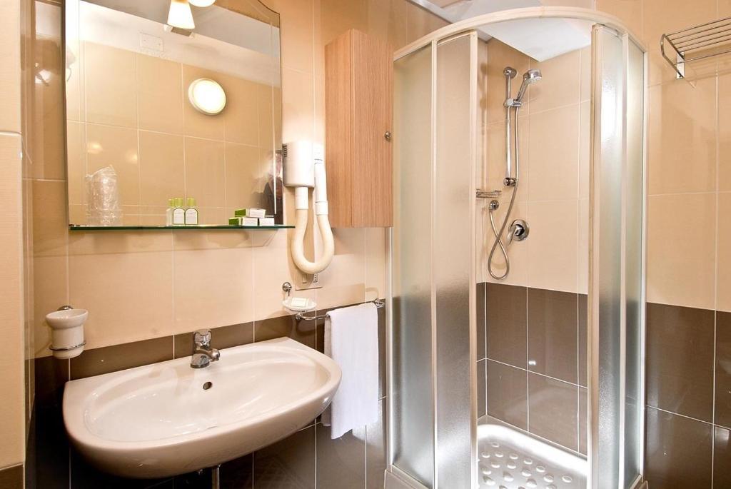 Hotel Levante Cervia Chambre photo
