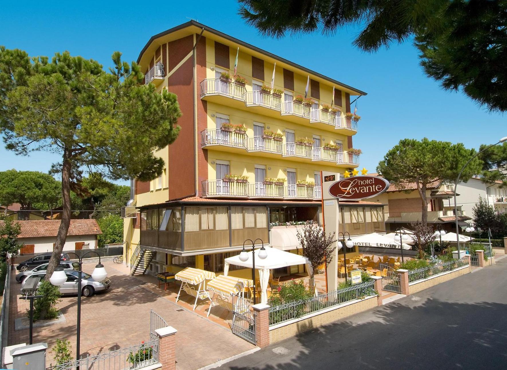 Hotel Levante Cervia Extérieur photo