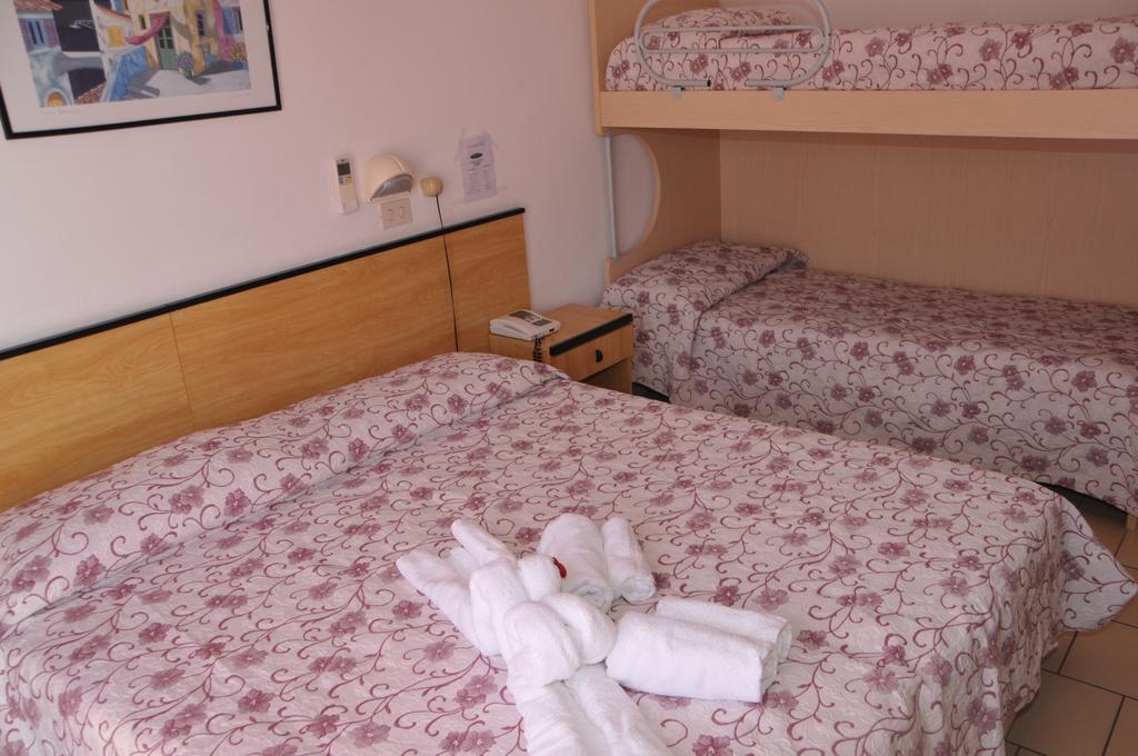 Hotel Levante Cervia Extérieur photo